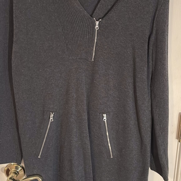 Sweater - Picture 2 of 3